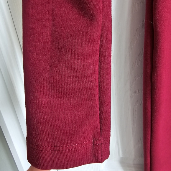 ๐Cefina Bodycon Dress in burgundy-maroon - Picture 6 of 8